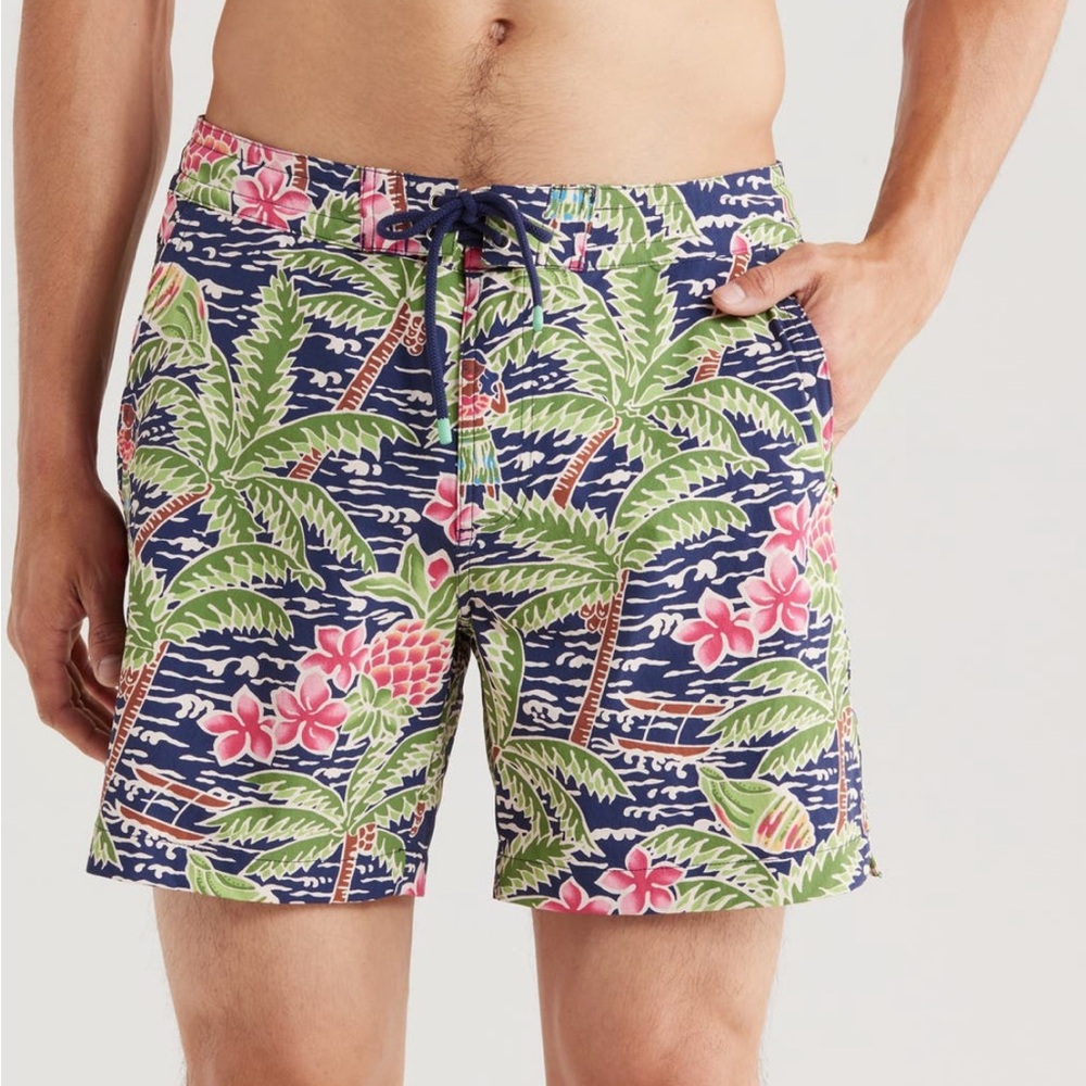 NEW Tori Richard
Waikiki Hawaiian 6” Print Swim Trunks, Men’s Size 38